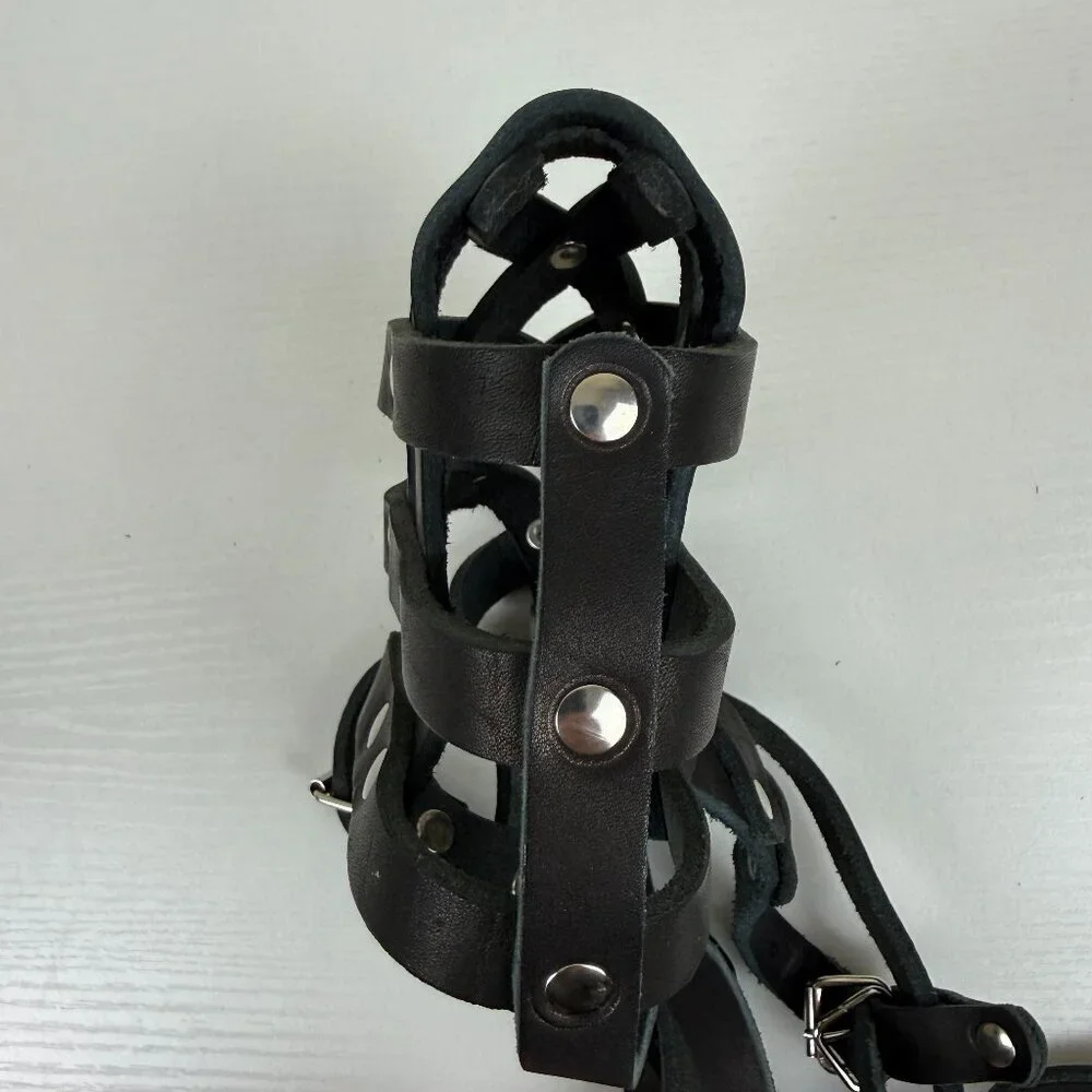 Like New Muzzle for Dogs